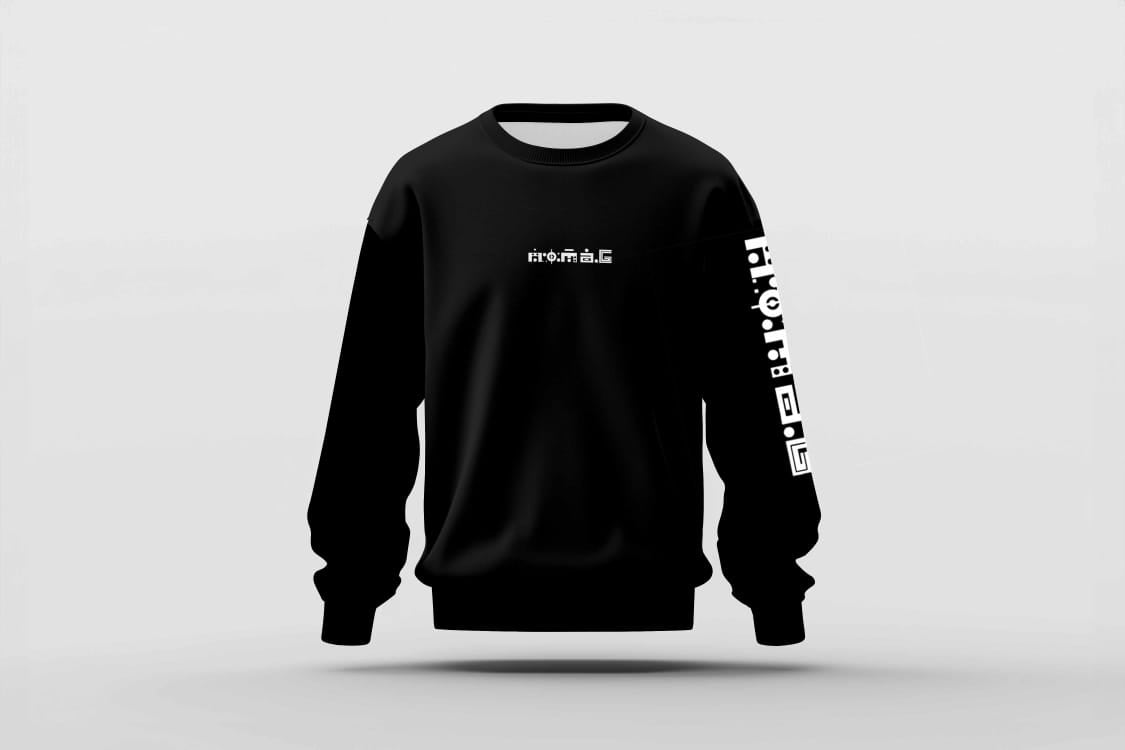 Carthage - nomaG Large Sleeve Print Crew-neck Sweater